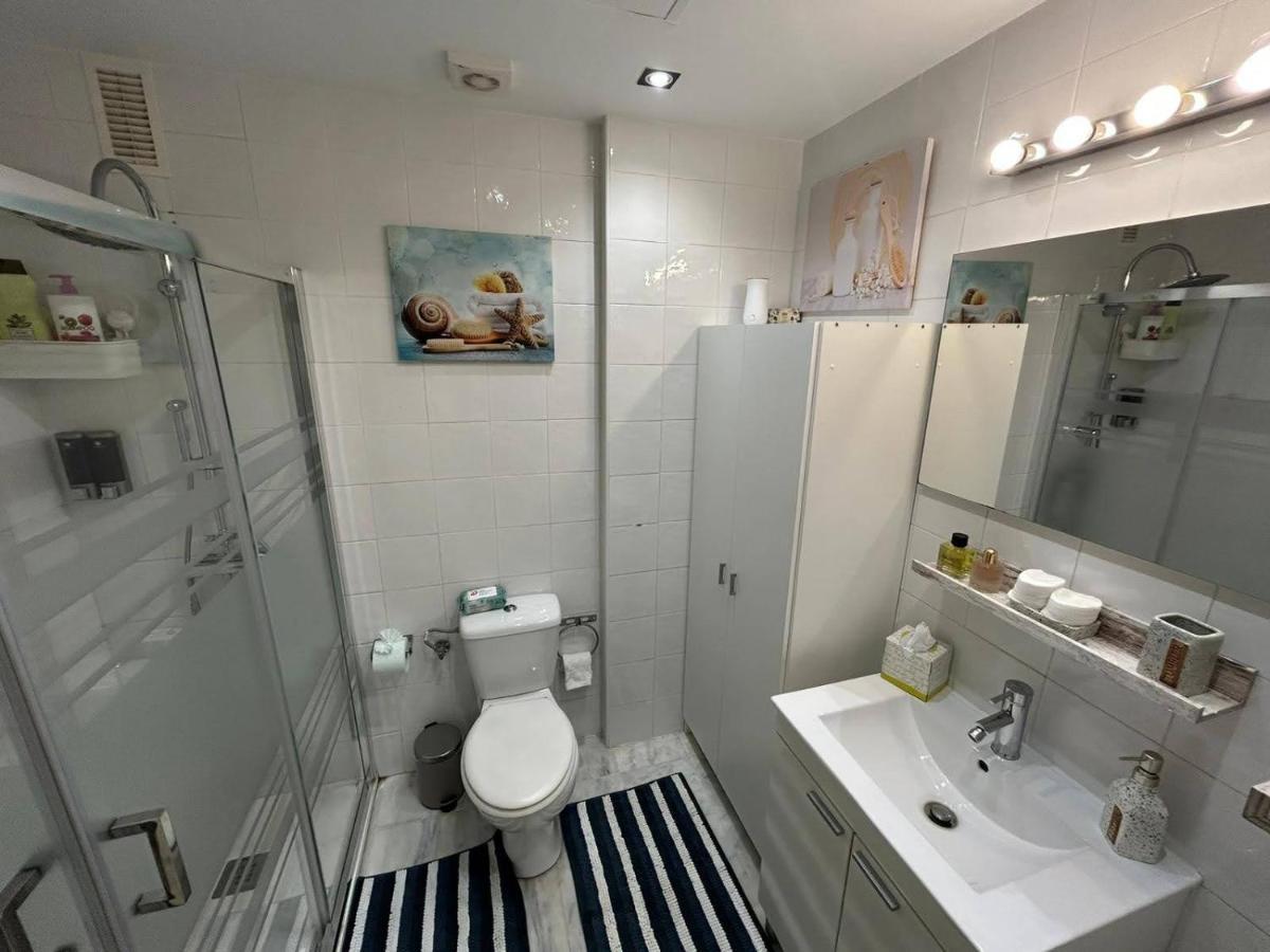Apartamento Suite Torre Alta Parking Gratis Севілья Екстер'єр фото