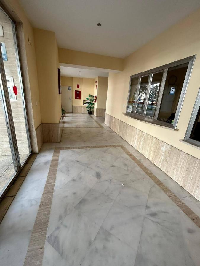 Apartamento Suite Torre Alta Parking Gratis Севілья Екстер'єр фото